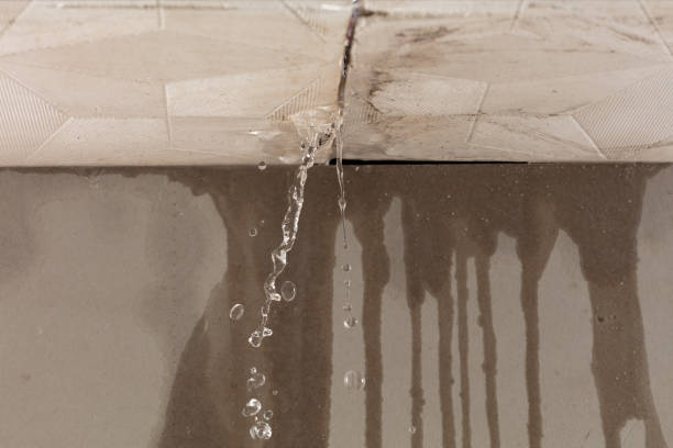 Professional Flood Damage Cleanup technician working in Aberdeen, ID